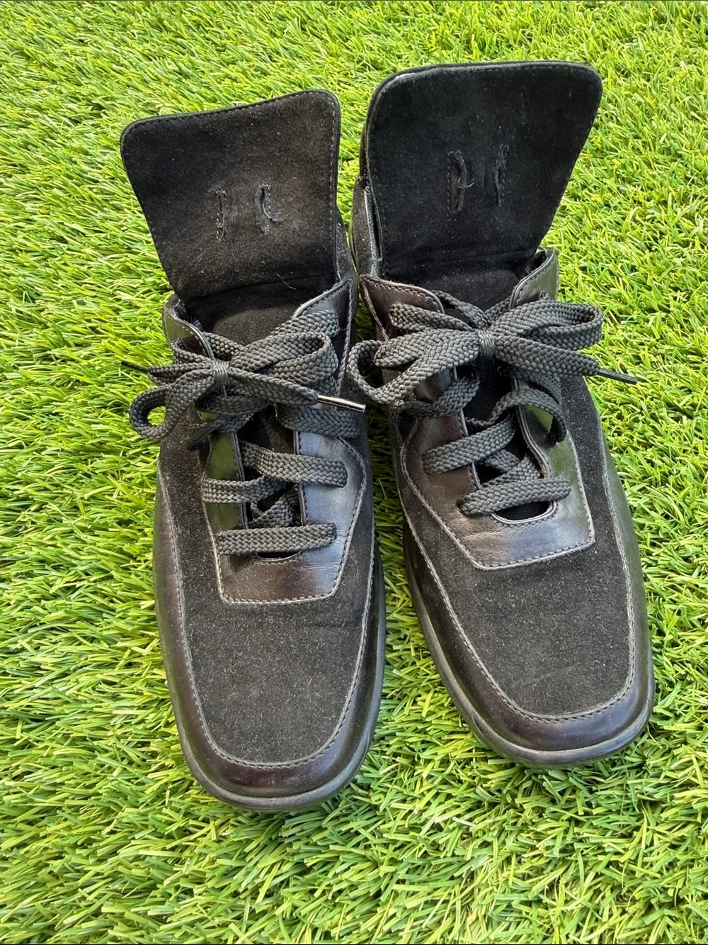CHANEL Black Suede & Leather CC Logo Strap Sneakers
